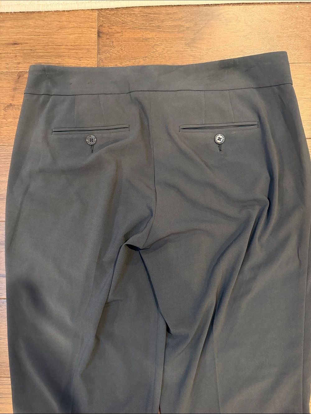 Express Women’s Dark Charcoal Pleated Cropped Dress Pants Size 10 - C64-009 - Picture 7 of 8